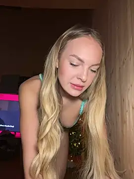 ChiaraVixen online show from December 2024 07:46:01 AM