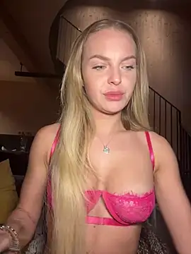 ChiaraVixen online show from January 2025 03:57:02 PM