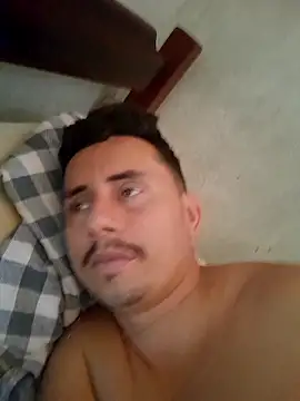 Snapshot of luissilva0071 chatting on November 2025 12:38:01 PM luissilva0071 online show from November 2025 12:38:01 PM