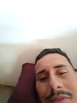 Snapshot of luissilva0071 chatting on May 2026 02:35:02 PM luissilva0071 online show from May 2026 02:35:02 PM