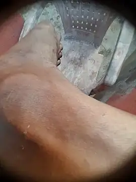 Snapshot of Tamil_boy_age28 chatting on February 2025 12:23:02 PM Tamil boy age28 online show from February 2025 12:23:02 PM