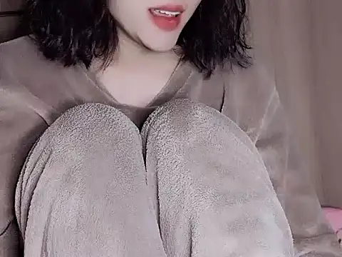 Snapshot of Pink_cream chatting on January 2025 03:29:02 PM Pink cream online show from January 2025 03:29:02 PM