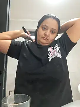 sarahhh1987 online show from March 2026 08:43:01 AM