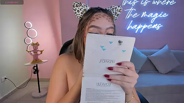 BellaRose X online show from October 2025 04:02:02 AM