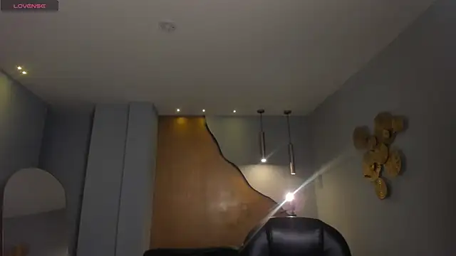 AliceHarper  online show from March 2026 07:53:02 PM