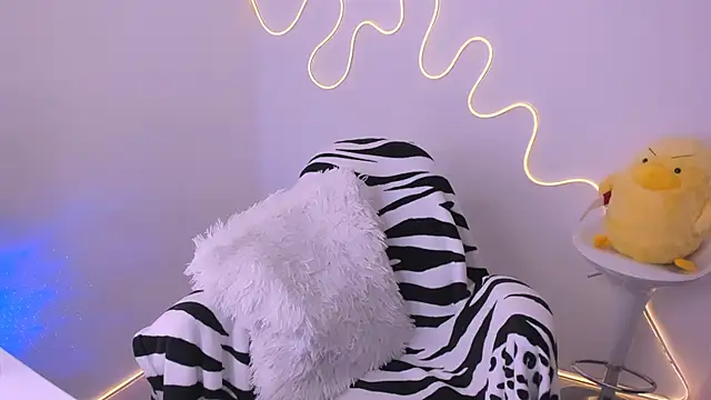 Snapshot of Johanna6 chatting on March 2025 02:16:02 AM Johanna6 online show from March 2025 02:16:02 AM