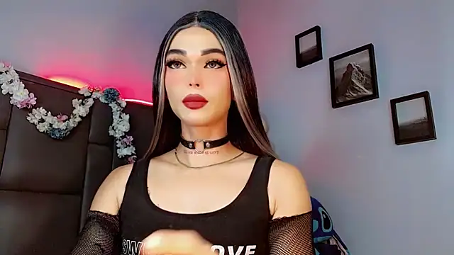 Snapshot of Marian_LV chatting on September 2025 08:06:01 AM Marian LV online show from September 2025 08:06:01 AM