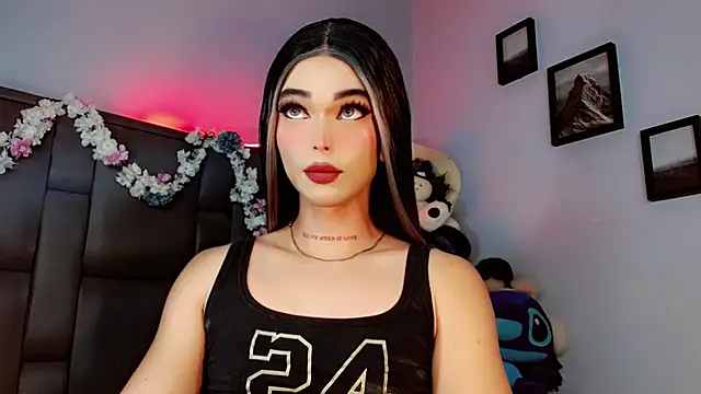 Snapshot of Marian_LV chatting on September 2025 07:45:02 AM Marian LV online show from September 2025 07:45:02 AM