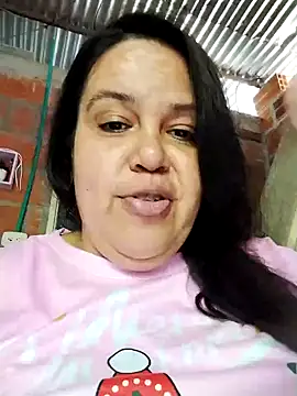 lunanataly online show from November 2025 02:39:02 PM