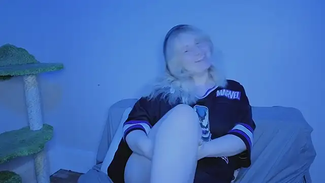 Glitch Witch online show from July 2026 05:35:01 AM