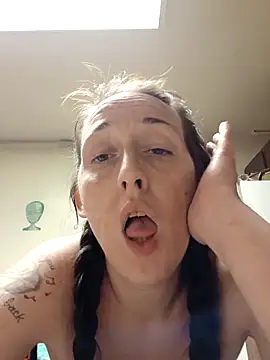 Snapshot of PhatAss_Kummmilla chatting on April 2026 11:04:02 AM PhatAss Kummmilla online show from April 2026 11:04:02 AM