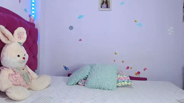 Madelyy  online show from June 2026 08:22:01 PM