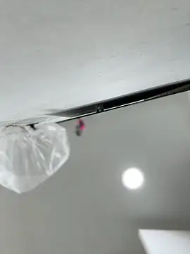 Salome golvert online show from April 2026 06:10:01 PM