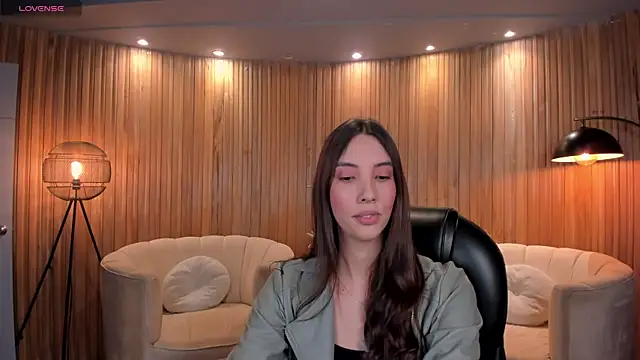 AnaisNin online show from October 2025 04:45:02 AM