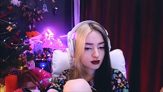 Avi Nile online show from January 2025 01:50:01 AM