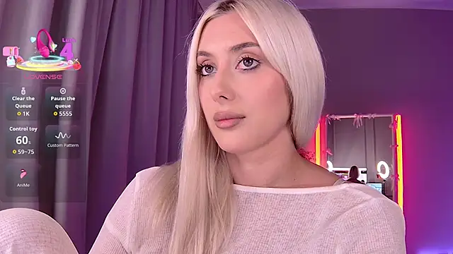 LoryWood online show from March 2026 05:23:02 PM