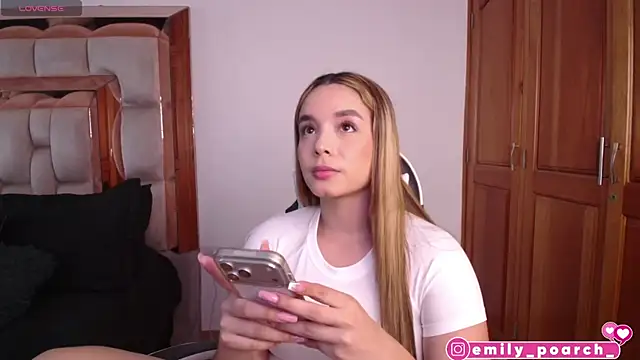 emilyaboott online show from July 2026 08:59:01 PM