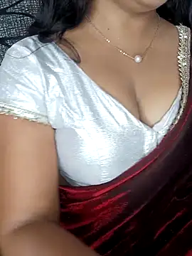 Snapshot of Tanvi-patil chatting on May 2026 05:41:02 PM Tanvi-patil online show from May 2026 05:41:02 PM