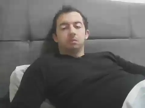 laynufff online show from November 2025 05:17:01 AM