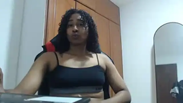 yohatinelly07 online show from January 2026 01:42:02 AM