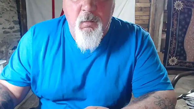 Snapshot of Newfiesausage1972 chatting on June 2026 07:44:01 AM Newfiesausage1972 online show from June 2026 07:44:01 AM
