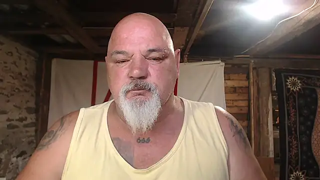 Snapshot of Newfiesausage1972 chatting on June 2026 12:11:02 PM Newfiesausage1972 online show from June 2026 12:11:02 PM