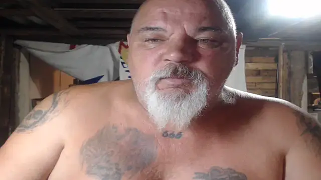 Snapshot of Newfiesausage1972 chatting on July 2026 07:34:01 AM Newfiesausage1972 online show from July 2026 07:34:01 AM
