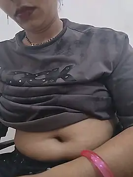 Snapshot of Simaran_bhabhi chatting on June 2026 11:51:01 PM Simaran bhabhi online show from June 2026 11:51:01 PM