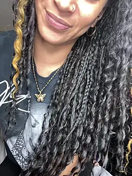 Shuggabutt online show from February 2026 09:22:01 PM