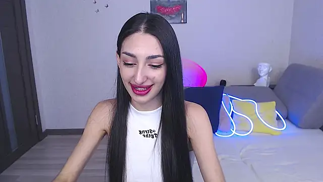 Lina Robbins online show from February 2025 05:15:01 AM