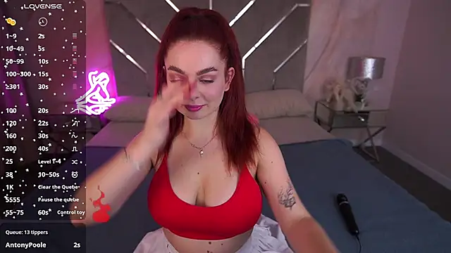 CarolinaDia online show from March 2025 12:01:02 AM