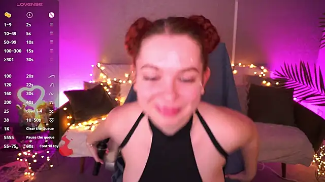 CarolinaDia online show from April 2026 07:55:02 PM