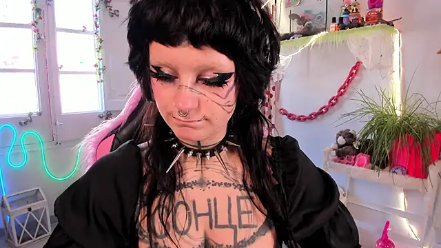 lady sontse  online show from March 2026 11:43:02 AM