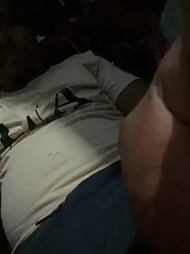 Snapshot of Alvarosexxx chatting on October 2025 08:38:01 AM Alvarosexxx online show from October 2025 08:38:01 AM