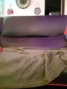 Snapshot of RomWoolf chatting on March 2025 04:40:02 PM RomWoolf online show from March 2025 04:40:02 PM