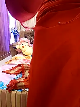 Snapshot of Divya_girl chatting on April 2026 06:20:01 PM Divya girl online show from April 2026 06:20:01 PM