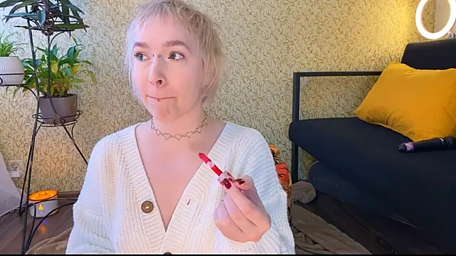 EmmyAmbros online show from March 2025 07:53:01 AM