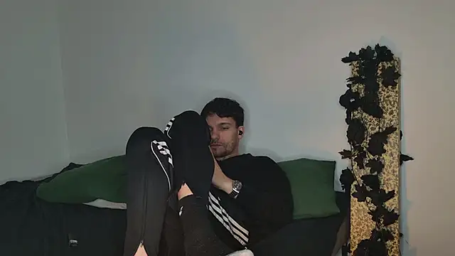 JackDesFeux online show from November 2025 10:43:02 PM