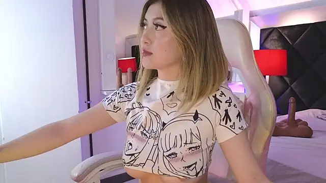 Angela Torres  online show from March 2026 07:17:02 PM