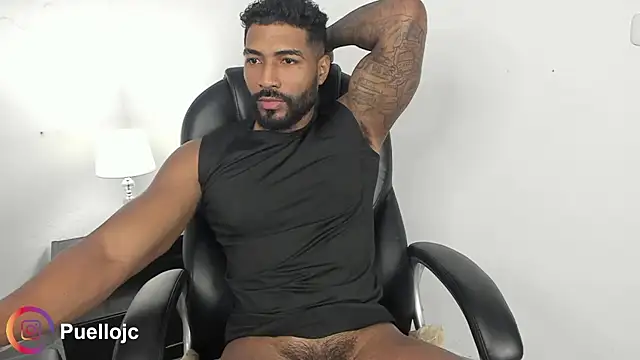 Snapshot of Xander_Str0ng chatting on May 2026 11:18:02 AM Xander Str0ng online show from May 2026 11:18:02 AM