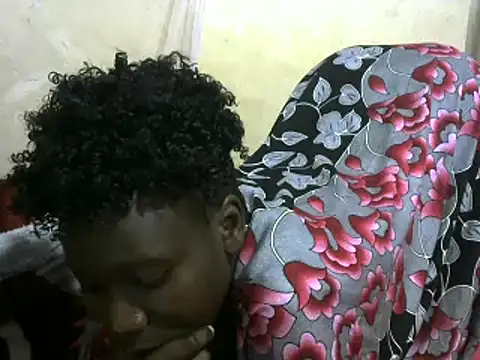 Snapshot of sexy_butty_ chatting on December 2024 05:34:01 PM sexy butty online show from December 2024 05:34:01 PM