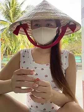 BabyThree  online show from December 2025 08:31:01 AM