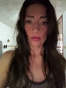 Yulia sx online show from February 2026 09:11:01 PM