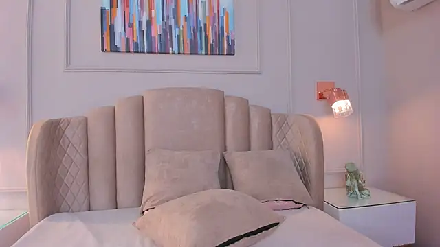 aria greco online show from December 2024 03:30:01 AM