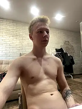 Snapshot of sladkiyoo chatting on September 2025 08:15:02 AM sladkiyoo online show from September 2025 08:15:02 AM