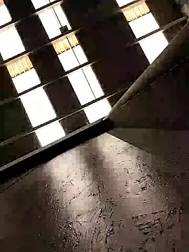 rebekka simpson online show from November 2025 12:38:01 PM