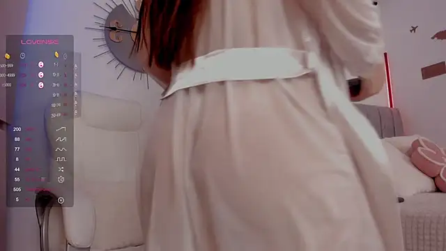 imsofia  online show from September 2025 07:40:02 PM