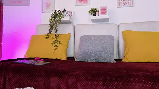 Malka Burning online show from March 2026 08:14:01 PM