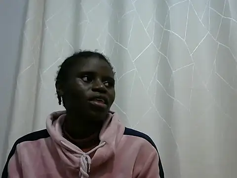 Snapshot of hottgirlval chatting on June 2026 05:39:01 PM hottgirlval online show from June 2026 05:39:01 PM