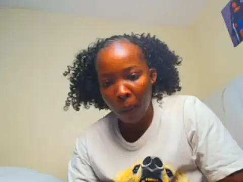 Snapshot of sweet_essin chatting on June 2026 07:40:02 AM sweet essin online show from June 2026 07:40:02 AM